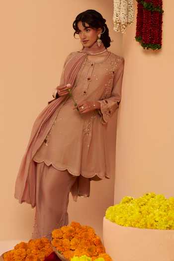 Buy Hirika & Dhruti Beige Silk, Cotton, Organza Round Neck Hand Embroidered Kurta Set Buy_Hirika & Dhruti_Beige Silk, Cotton, Organza Round Neck Hand Embroidered Kurta Set