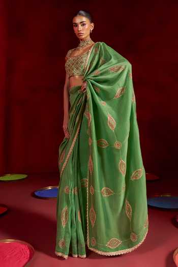Hirika & Dhruti Green Silk, Organza, Chanderi Round Neck Hand Embroidered Saree With Blouse Online at Aza Fashions Hirika & Dhruti_Green Silk, Organza, Chanderi Round Neck Hand Embroidered Saree With Blouse _Online_at_Aza_Fashions
