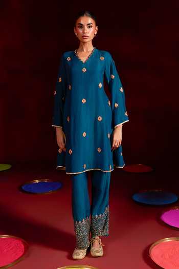 Hirika & Dhruti Blue Silk, Cotton V-neck Hand Embroidered Kurta And Pant Set Online at Aza Fashions Hirika & Dhruti_Blue Silk, Cotton V-neck Hand Embroidered Kurta And Pant Set _Online_at_Aza_Fashions