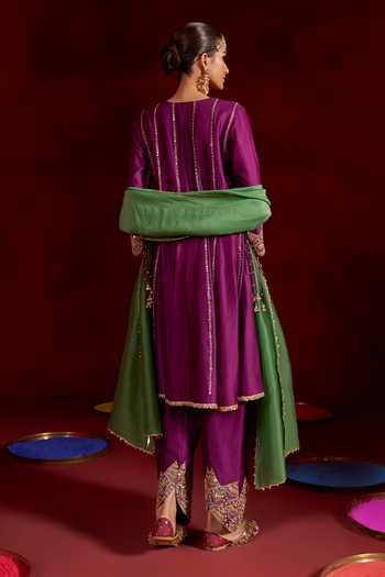 Hirika & Dhruti Embroidered Kurta Salwar Set 
