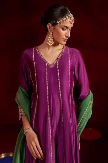 Buy Hirika & Dhruti Purple Silk, Chanderi, Organza V-neck Embroidered Kurta Salwar Set Online at Aza Fashions Buy_Hirika & Dhruti_Purple Silk, Chanderi, Organza V-neck Embroidered Kurta Salwar Set _Online_at_Aza_Fashions