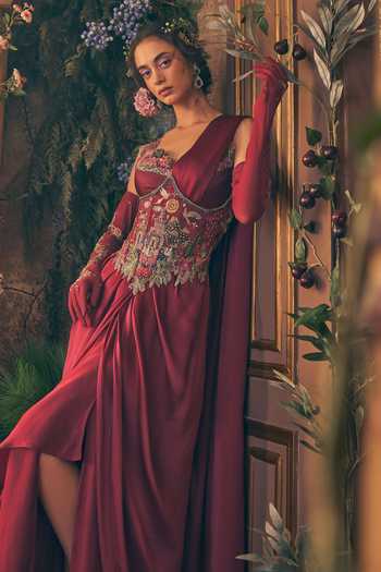 Label Ankush Jain Maroon Organza, Satin Sweetheart Neck Embroidered Pre-draped Skirt Saree Set Online at Aza Fashions Label Ankush Jain_Maroon Organza, Satin Sweetheart Neck Embroidered Pre-draped Skirt Saree Set _Online_at_Aza_Fashions