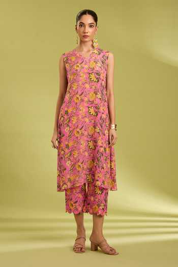 Buy Ewoke Pink Organza, Crepe V-neck Embroidered Kaftan Set Online at Aza Fashions Buy_Ewoke_Pink Organza, Crepe V-neck Embroidered Kaftan Set _Online_at_Aza_Fashions