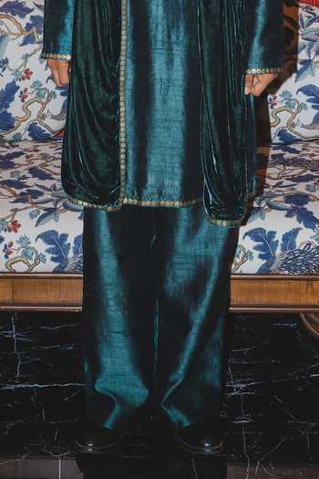 Punit Balana Green Silk, Velvet Embroidered Kurta Set Online at Aza Fashions Punit Balana_Green Silk, Velvet Embroidered Kurta Set _Online_at_Aza_Fashions