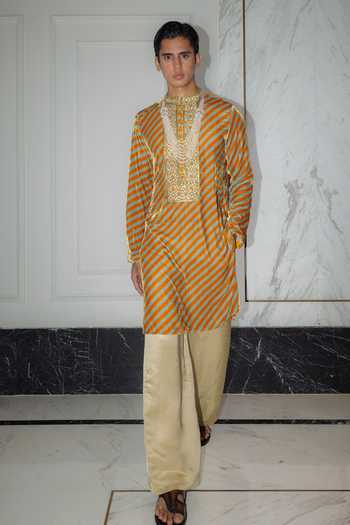 Punit Balana Leheriya Print Kurta Set
