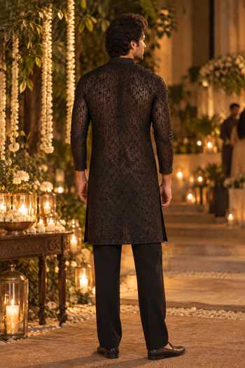 Label Lila Embroidered Kurta Set 
