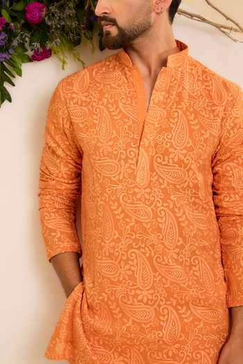 Buy Kasbah Orange Georgette Paisley Embroidered Short Chikankari Kurta Online at Aza Fashions Buy_Kasbah_Orange Georgette Paisley Embroidered Short Chikankari Kurta _Online_at_Aza_Fashions