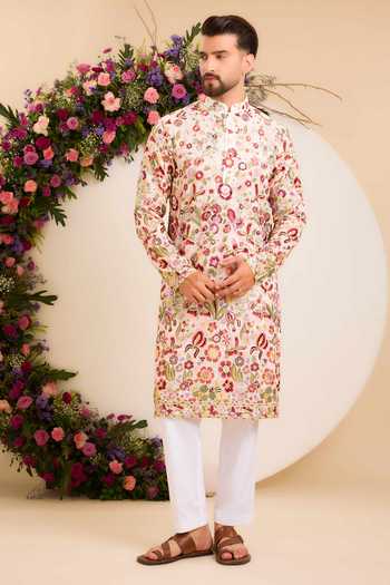 Kasbah_White Georgette The Aurelia Floral Kurta _Online_at_Aza_Fashions