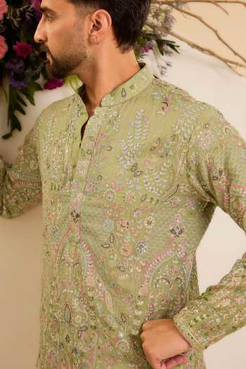 Buy Kasbah Green Georgette A Whimsical Tropical Landscape Kurta Online at Aza Fashions Buy_Kasbah_Green Georgette A Whimsical Tropical Landscape Kurta _Online_at_Aza_Fashions