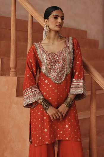 Buy Basanti Kapde Aur Koffee Red Georgette Scoop Neck Embroidered Kurta Sharara Set Online at Aza Fashions Buy_Basanti Kapde Aur Koffee_Red Georgette Scoop Neck Embroidered Kurta Sharara Set _Online_at_Aza_Fashions
