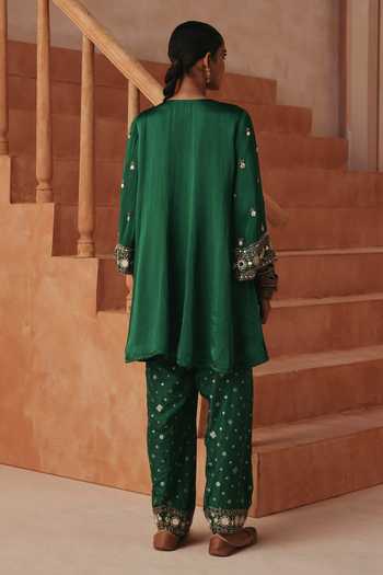 Basanti Kapde Aur Koffee Mirror Work Kurta Set