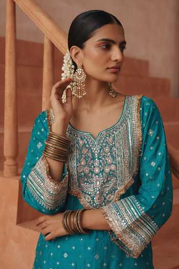 Buy Basanti Kapde Aur Koffee Green Georgette Scoop Neck Embroidered Kurta Sharara Set Online at Aza Fashions Buy_Basanti Kapde Aur Koffee_Green Georgette Scoop Neck Embroidered Kurta Sharara Set _Online_at_Aza_Fashions