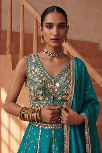 Buy Basanti Kapde Aur Koffee Blue Silk, Organza V-neck Embroidered Lehenga Set Online at Aza Fashions Buy_Basanti Kapde Aur Koffee_Blue Silk, Organza V-neck Embroidered Lehenga Set _Online_at_Aza_Fashions