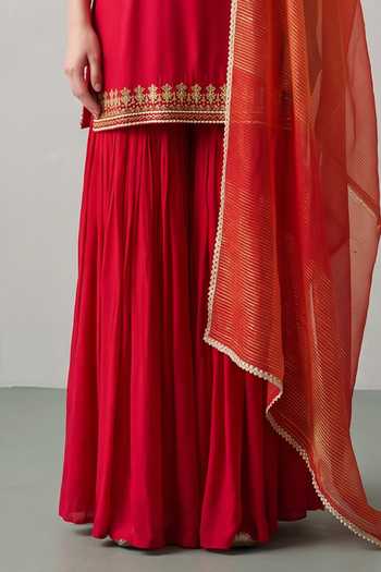 Basanti Kapde Aur Koffee_Red Chanderi Scoop Neck Embroidered Kurta Sharara Set _Online_at_Aza_Fashions