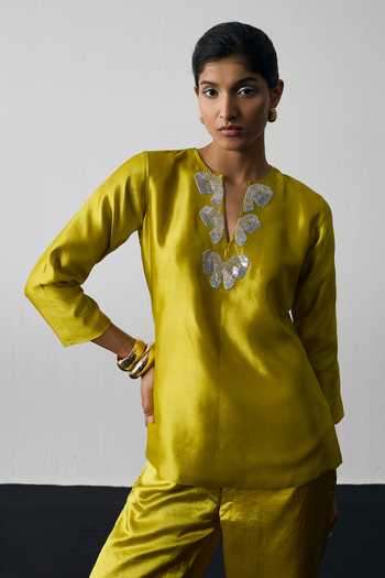 Buy Notsosure Green Silk, Dupion Split V-neck Embroidered Top And Pant Set Online at Aza Fashions Buy_Notsosure_Green Silk, Dupion Split V-neck Embroidered Top And Pant Set _Online_at_Aza_Fashions