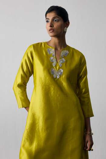 Buy Notsosure Green Silk, Dupion Split V-neck Neckline Embroidered Dress Online at Aza Fashions Buy_Notsosure_Green Silk, Dupion Split V-neck Neckline Embroidered Dress _Online_at_Aza_Fashions