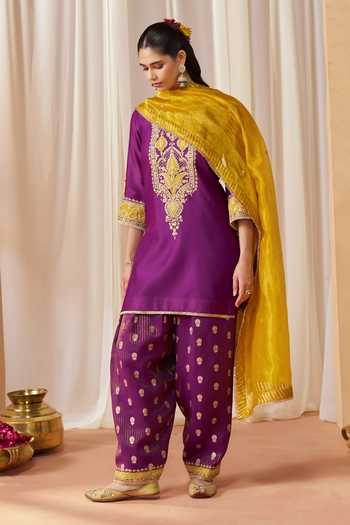 Sheetal Batra Adeela Kashmiri Tilla Embroidered Kurta Salwar Set