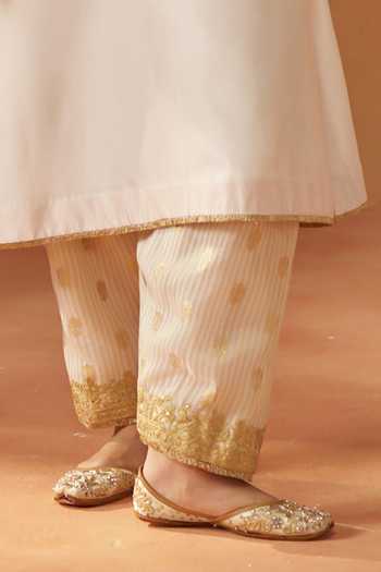 Sheetal Batra Ivory Silk, Chanderi V-neck Liana Neckline Embroidered Kurta Set Online at Aza Fashions Sheetal Batra_Ivory Silk, Chanderi V-neck Liana Neckline Embroidered Kurta Set _Online_at_Aza_Fashions