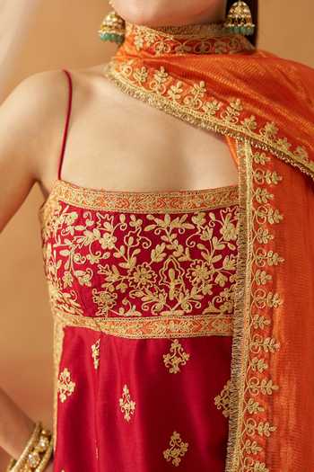 Sheetal Batra Maroon Silk, Chanderi Square Neck Najma Kurta Set at Aza Fashions Sheetal Batra_Maroon Silk, Chanderi Square Neck Najma Kurta Set _at_Aza_Fashions