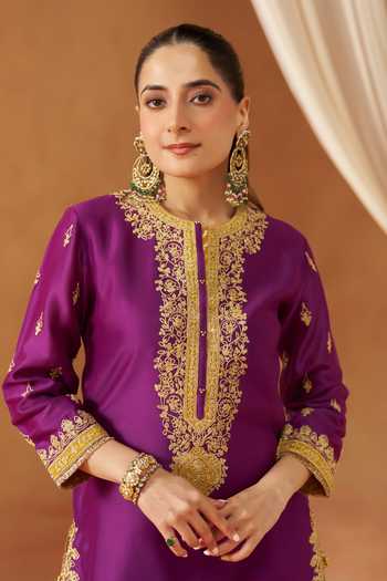 Sheetal Batra Purple Silk, Chanderi Round Neck, Fadiya Kashmiri Tilla Embroidered Kurta Set at Aza Fashions Sheetal Batra_Purple Silk, Chanderi Round Neck, Fadiya Kashmiri Tilla Embroidered Kurta Set _at_Aza_Fashions