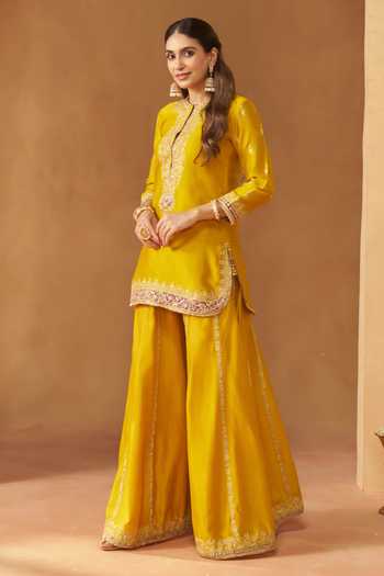 Sheetal Batra_Yellow Silk, Chanderi Round Neck, Yes Fadiya Embroidered Kurta Sharara Set _Online_at_Aza_Fashions