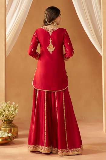 Sheetal Batra Fadiya Kashmiri Tilla Embroidered Kurta Set 