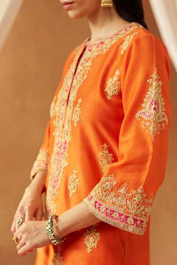 Shop Sheetal Batra Orange Silk, Chanderi Round Neck Mubina Embroidered Kurta Set Online at Aza Fashions Shop_Sheetal Batra_Orange Silk, Chanderi Round Neck Mubina Embroidered Kurta Set _Online_at_Aza_Fashions