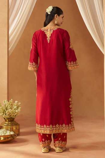 Sheetal Batra Mubina Kashmiri Tilla Work Kurta Set