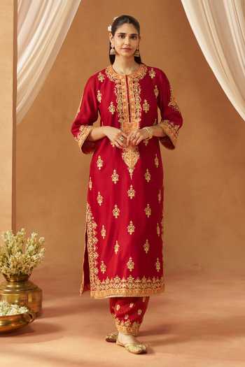 Sheetal Batra Maroon Silk, Chanderi Round Neck, Yes Mubina Kashmiri Tilla Work Kurta Set at Aza Fashions Sheetal Batra_Maroon Silk, Chanderi Round Neck, Yes Mubina Kashmiri Tilla Work Kurta Set _at_Aza_Fashions