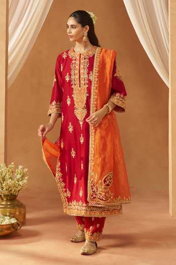 Sheetal Batra Mubina Kashmiri Tilla Work Kurta Set