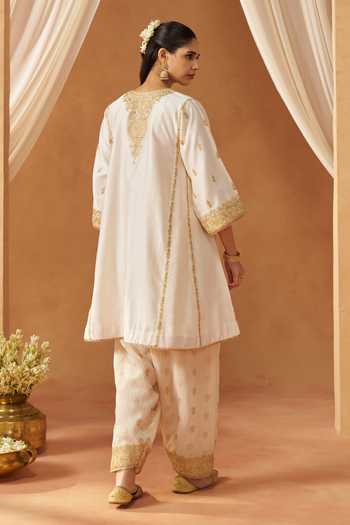 Sheetal Batra Maahgul Kashmiri Tilla Embroidered Kurta Set