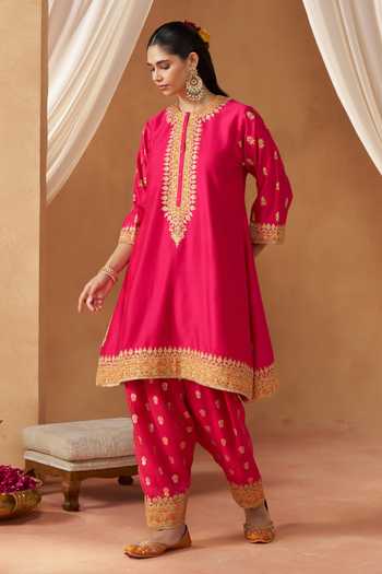 Sheetal Batra Pink Silk, Silk, Round Neck, Yes Zeenal Kurta Set Online at Aza Fashions Sheetal Batra_Pink Silk, Silk, Round Neck, Yes Zeenal Kurta Set _Online_at_Aza_Fashions
