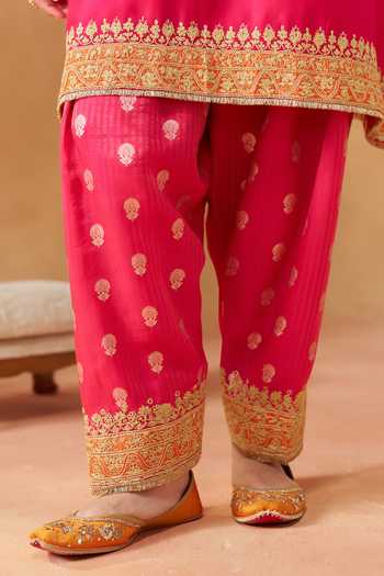 Sheetal Batra Pink Silk, Silk, Round Neck, Yes Zeenal Kurta Set at Aza Fashions Sheetal Batra_Pink Silk, Silk, Round Neck, Yes Zeenal Kurta Set _at_Aza_Fashions