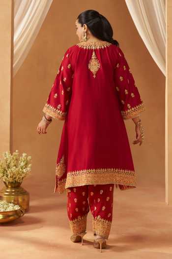 Sheetal Batra Zeenal Embroidered Kurta Set