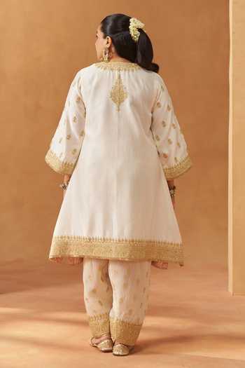 Sheetal Batra Zeenal Embroidered Kurta Set