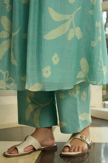 Vaayu Blue Cotton, Muslin Round Neck Aqua Printed Kurta And Pant Co-ord Set Online at Aza Fashions Vaayu_Blue Cotton, Muslin Round Neck Aqua Printed Kurta And Pant Co-ord Set _Online_at_Aza_Fashions