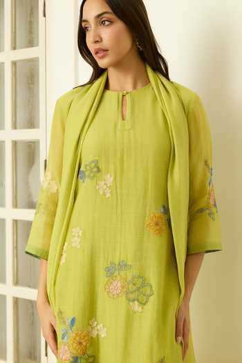 Vaayu Green Cotton, Muslin Round Neck Lime Applique Floral Kurta Set at Aza Fashions Vaayu_Green Cotton, Muslin Round Neck Lime Applique Floral Kurta Set _at_Aza_Fashions