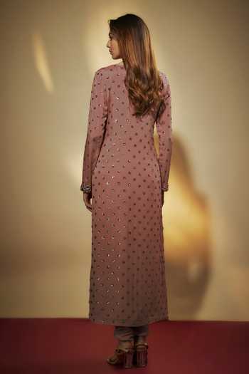 Vana Ethnics Embroidered Kurta Set 