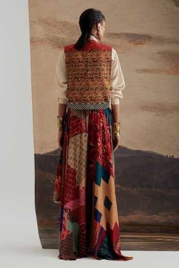 Aseem Kapoor Zuri Embroidered Gilet & Skirt Set