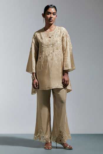 One Not Two Floral Embroidered Kurta & Pant Set 