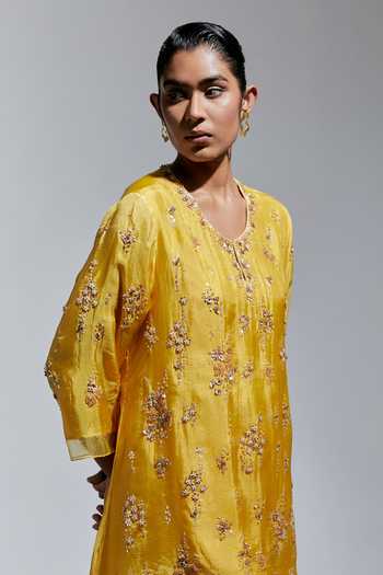One Not Two Yellow Silk Split V-neck Scattered Floral Embroidered Kurta With Sharara at Aza Fashions One Not Two_Yellow Silk Split V-neck Scattered Floral Embroidered Kurta With Sharara _at_Aza_Fashions