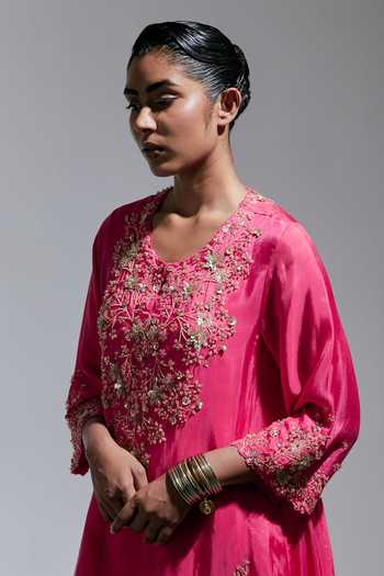 One Not Two Pink Silk, Cotton V-neck Floral Embroidered Kurta And Salwar Set at Aza Fashions One Not Two_Pink Silk, Cotton V-neck Floral Embroidered Kurta And Salwar Set _at_Aza_Fashions