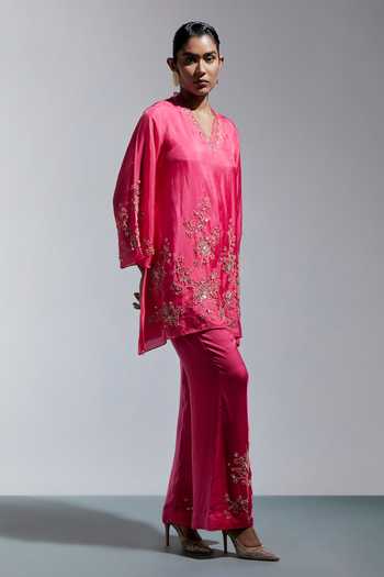 One Not Two Pink Silk V-neck Embroidered Straight Kurta And Pant Set Online at Aza Fashions One Not Two_Pink Silk V-neck Embroidered Straight Kurta And Pant Set _Online_at_Aza_Fashions