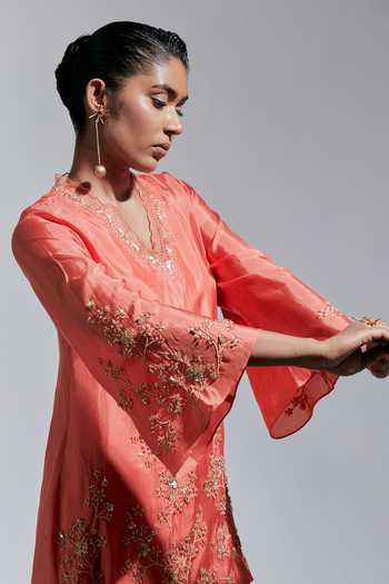 One Not Two Peach Silk V-neck, Yes Embroidered Straight Kurta And Pant Set at Aza Fashions One Not Two_Peach Silk V-neck, Yes Embroidered Straight Kurta And Pant Set _at_Aza_Fashions
