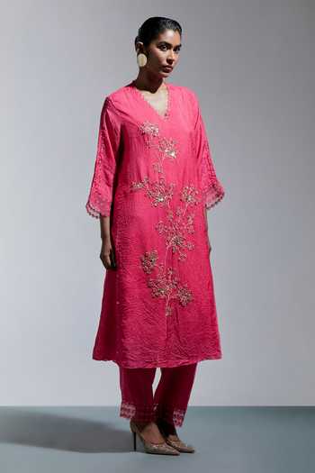 Buy One Not Two Pink Silk, Cotton V-neck Floral Embroidered Kurta And Pant Set Online at Aza Fashions Buy_One Not Two_Pink Silk, Cotton V-neck Floral Embroidered Kurta And Pant Set _Online_at_Aza_Fashions