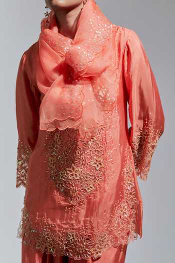 One Not Two Scallop Bordered Dupatta 