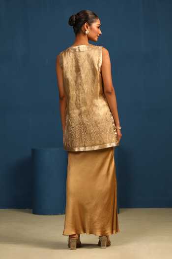 Vedangi Agarwal Starlit Reveria Brocade Top With Tissue Overlay 
