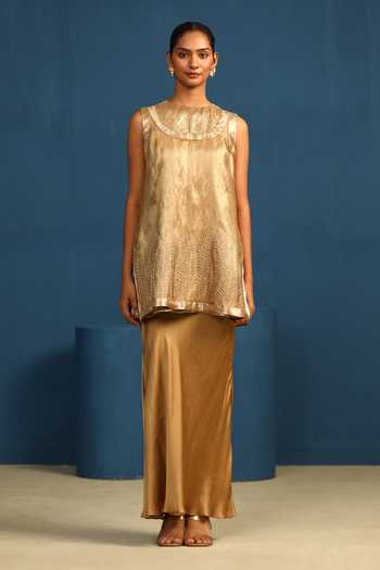 Vedangi Agarwal_Gold Tissue, Brocade Round Neck Starlit Reveria Top With Overlay _Online_at_Aza_Fashions