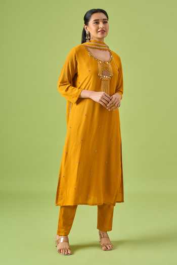 Shop Khwaab By Sanjana Lakhani Yellow Satin Scoop Neck, Yes Voltex Neckline Embroidered Kurta Set Online at Aza Fashions Shop_Khwaab By Sanjana Lakhani_Yellow Satin Scoop Neck, Yes Voltex Neckline Embroidered Kurta Set _Online_at_Aza_Fashions