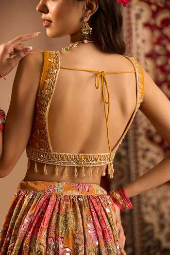 Buy_Samyukta Singhania_Orange Georgette V-neck Floral Print And Embroidered Lehenga Set 